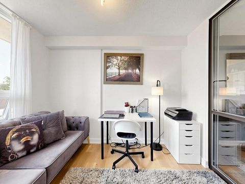 Photo 12 at 402 - 100 Canyon Avenue, Bathurst Manor, Toronto