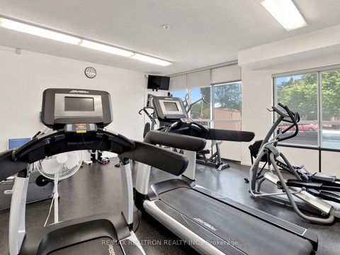 Photo 35 at 402 - 100 Canyon Avenue, Bathurst Manor, Toronto