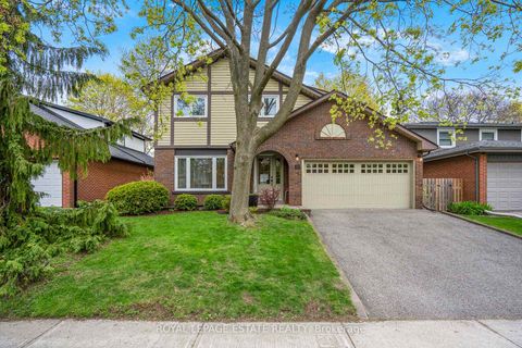 Photo 1 at 16 Elkwood Drive, Centennial Scarborough, Toronto