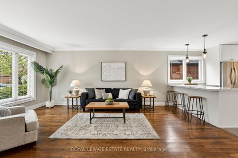 Photo 6 at 16 Elkwood Drive, Centennial Scarborough, Toronto