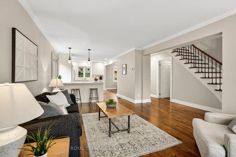 Photo 7 at 16 Elkwood Drive, Centennial Scarborough, Toronto