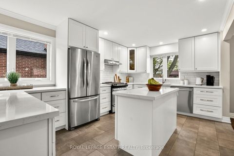 Photo 9 at 16 Elkwood Drive, Centennial Scarborough, Toronto