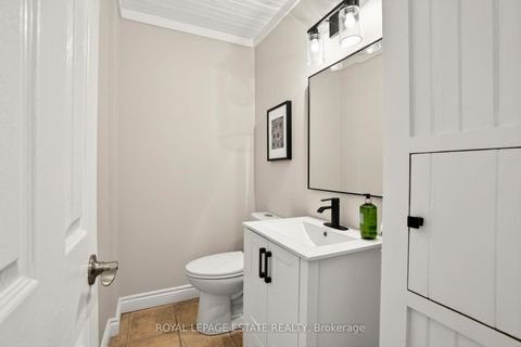 Photo 18 at 16 Elkwood Drive, Centennial Scarborough, Toronto