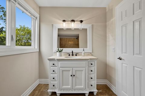 Photo 30 at 16 Elkwood Drive, Centennial Scarborough, Toronto