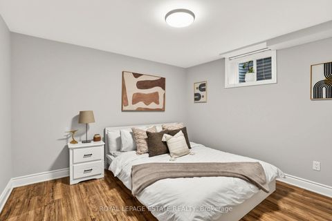 Photo 34 at 16 Elkwood Drive, Centennial Scarborough, Toronto
