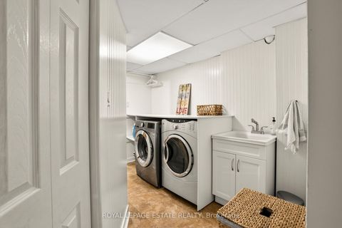 Photo 35 at 16 Elkwood Drive, Centennial Scarborough, Toronto