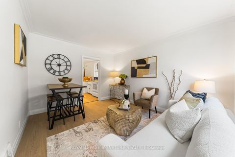 Photo 2 at 55 Boem Avenue, Maryvale, Toronto