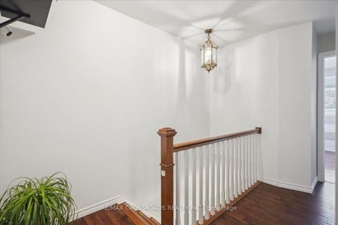 Photo 14 at 43 - 121 L'Amoreaux Drive, L'Amoreaux, Toronto