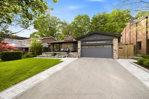 Photo 1 at 122 Cassandra Boulevard, Donalda, Toronto