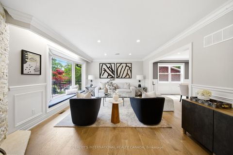 Photo 5 at 122 Cassandra Boulevard, Donalda, Toronto