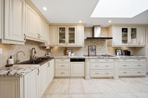 Photo 13 at 122 Cassandra Boulevard, Donalda, Toronto
