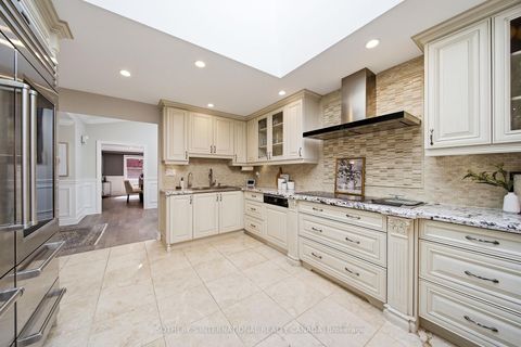 Photo 14 at 122 Cassandra Boulevard, Donalda, Toronto