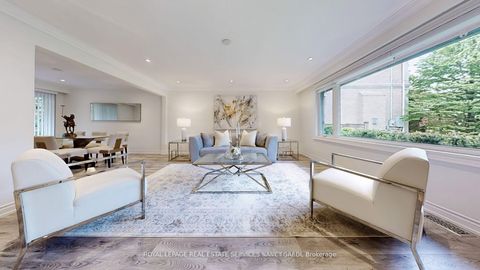 Photo 0 at 15 Farrington Drive, Windfields, Toronto