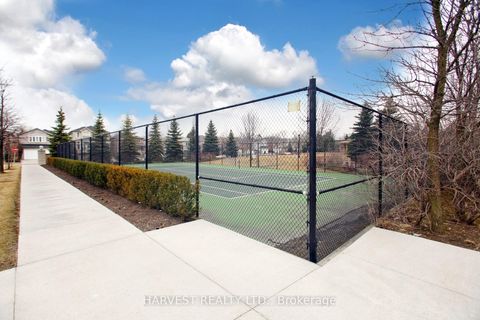Photo 33 at 1402 - 7 Townsgate Drive, Yorkhill, Vaughan