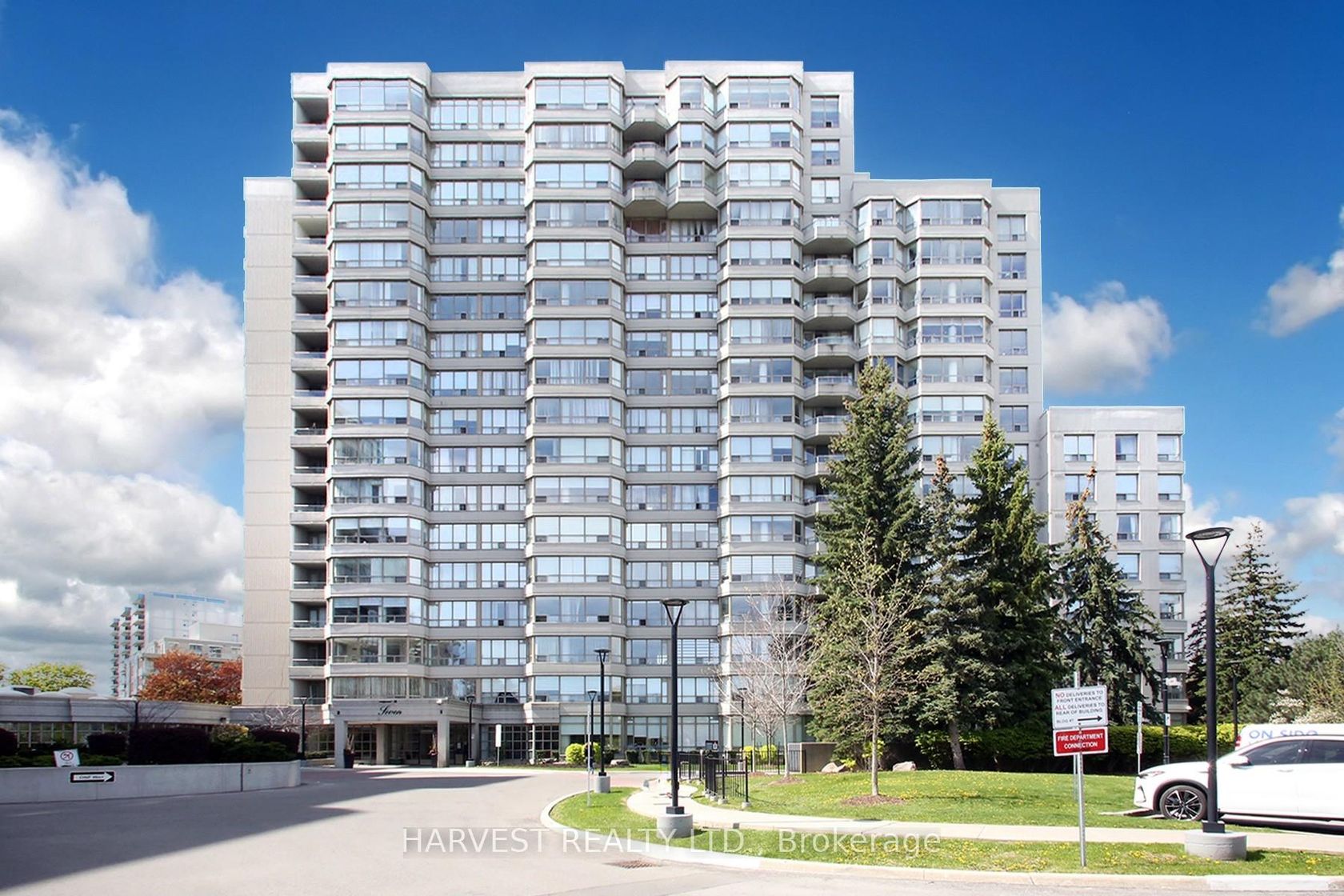 1402 - 7 Townsgate Drive, Yorkhill, Vaughan photo number 2