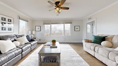 Photo 14 at 11 Red Robin Road, Historic Lakeshore Communities, Georgina