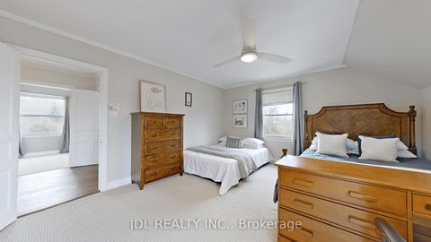 Photo 25 at 11 Red Robin Road, Historic Lakeshore Communities, Georgina