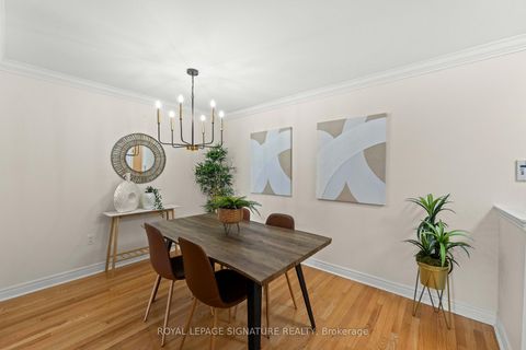 Photo 7 at 307 - 2 Edith Drive, Eglinton, Toronto