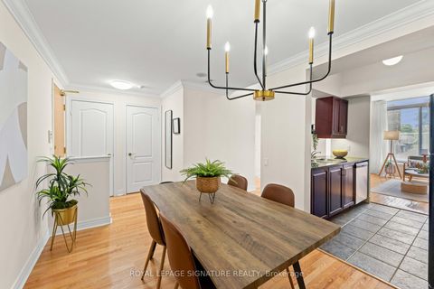Photo 9 at 307 - 2 Edith Drive, Eglinton, Toronto