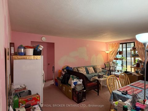 Photo 2 at 306 - 921 Midland Avenue, Eglinton East, Toronto