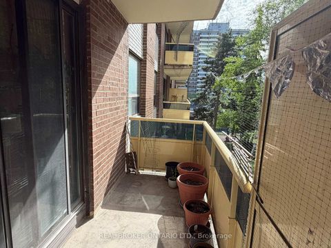 Photo 12 at 306 - 921 Midland Avenue, Eglinton East, Toronto