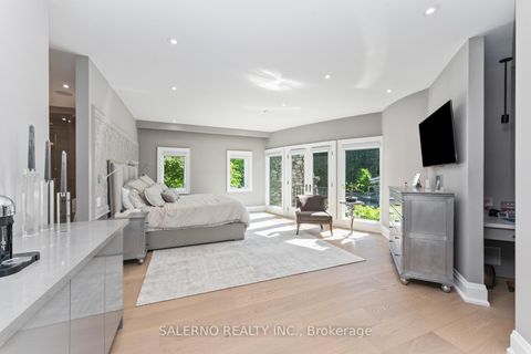 Photo 13 at 290 Kingscross Drive, King City, King