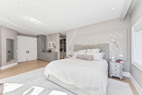 Photo 14 at 290 Kingscross Drive, King City, King