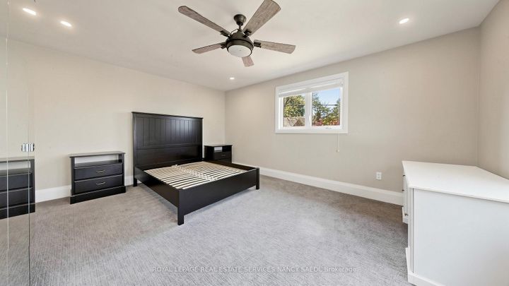 Photo 23 at 3 Oakwood Place, Westdale, Hamilton