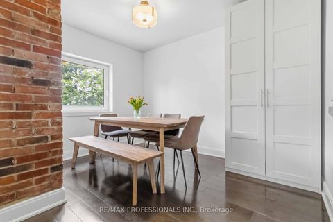 Photo 8 at 3 Snaresbrook Drive, Kipling, Toronto