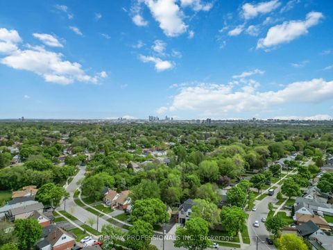 Photo 27 at 3 Snaresbrook Drive, Kipling, Toronto