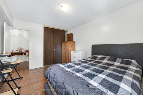Photo 32 at 601 - 340 Dixon Road, The Westway, Toronto
