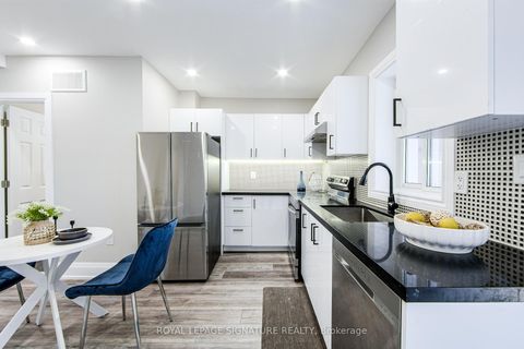 Photo 10 at 19 Schell Avenue, Belgravia, Toronto
