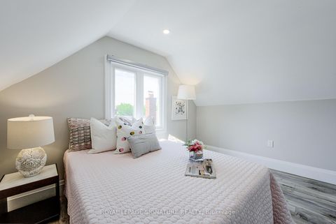 Photo 16 at 19 Schell Avenue, Belgravia, Toronto