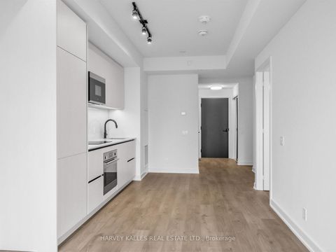 Photo 16 at 4007 - 108 Peter Street, Waterfront Communities C1, Toronto