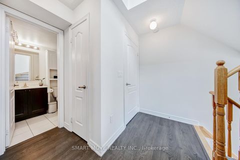 Photo 13 at 716 - 138 Widdicombe Hill Boulevard, Richview, Toronto