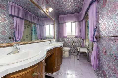Photo 25 at 92 Charlton Boulevard, Newtonbrook West, Toronto