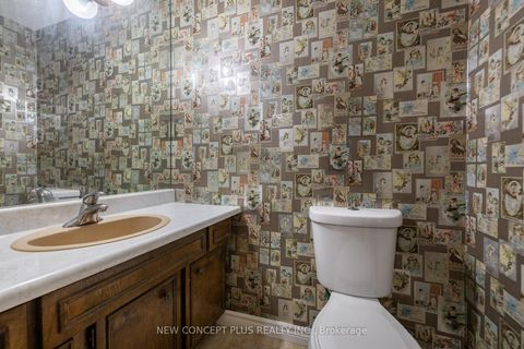 Photo 36 at 92 Charlton Boulevard, Newtonbrook West, Toronto