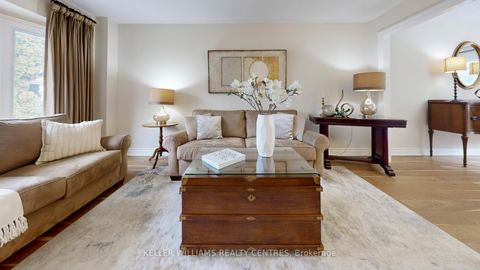 Photo 6 at 15 Beatty Crescent, Aurora Highlands, Aurora