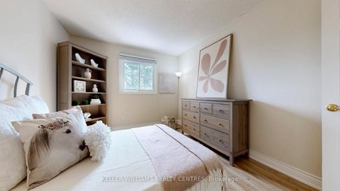 Photo 24 at 15 Beatty Crescent, Aurora Highlands, Aurora