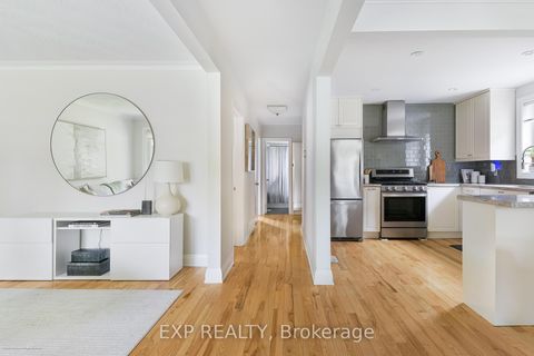 Photo 6 at 125 Treeview Drive, Alderwood, Toronto