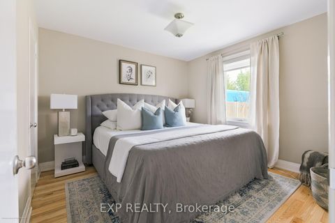 Photo 15 at 125 Treeview Drive, Alderwood, Toronto