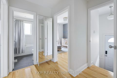 Photo 17 at 125 Treeview Drive, Alderwood, Toronto