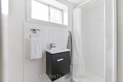 Photo 23 at 125 Treeview Drive, Alderwood, Toronto