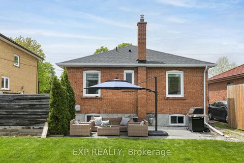 Photo 33 at 125 Treeview Drive, Alderwood, Toronto