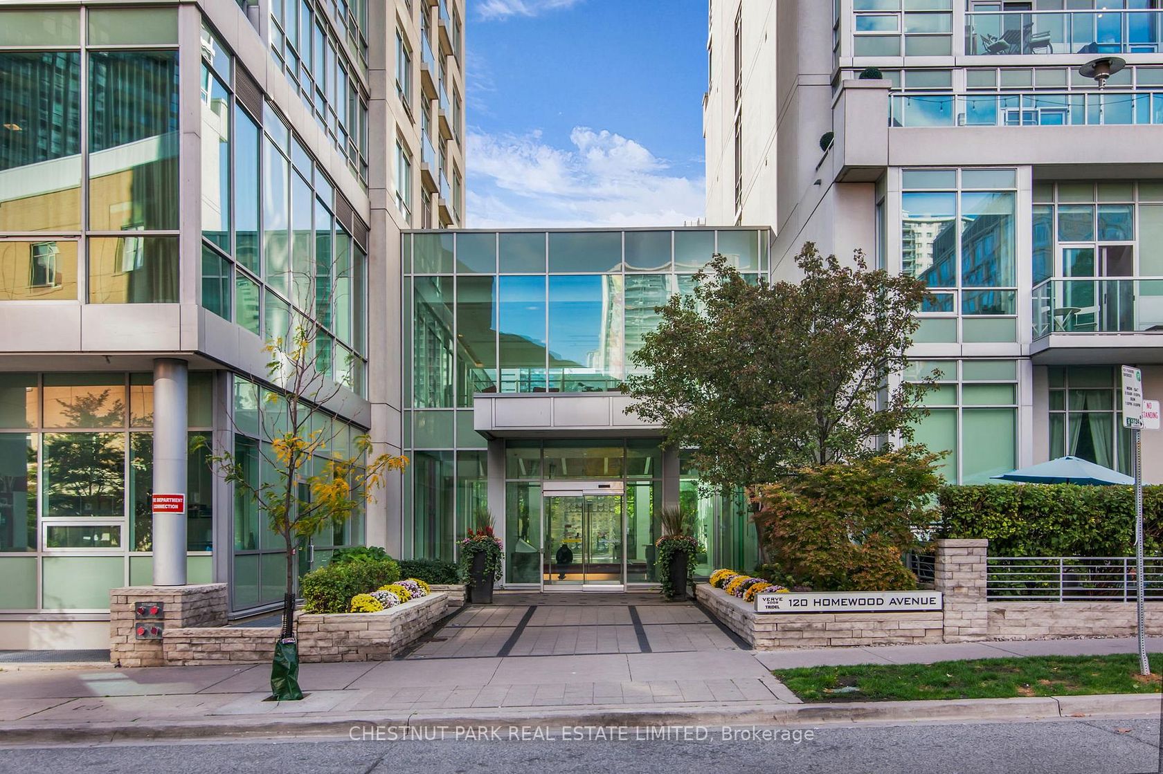 617 - 120 Homewood Avenue, South St. James Town, Toronto 
