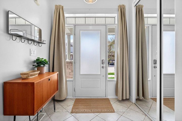 Photo 3 at 145 Stillwater Crescent, Waterdown, Hamilton