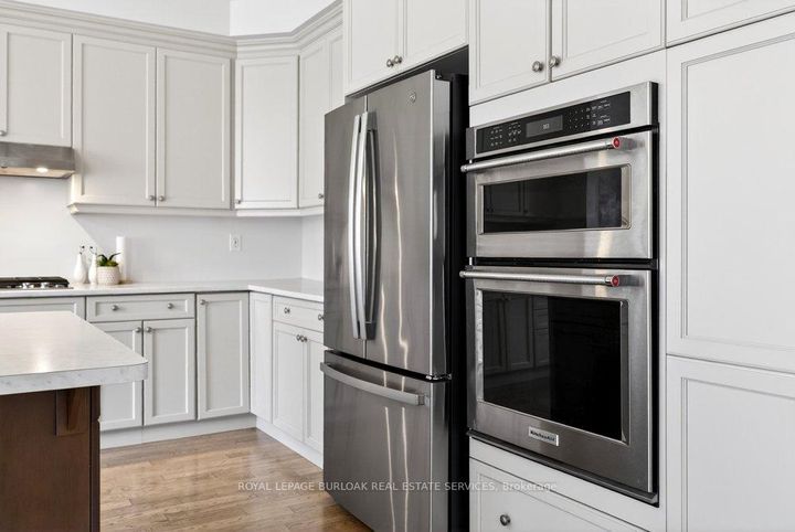 Photo 14 at 145 Stillwater Crescent, Waterdown, Hamilton