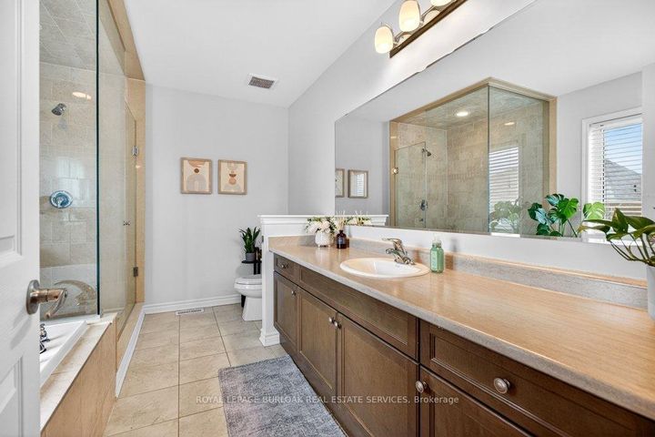 Photo 23 at 145 Stillwater Crescent, Waterdown, Hamilton