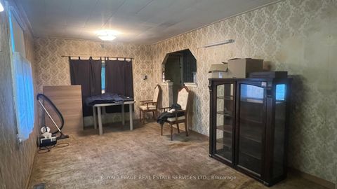 Photo 20 at 10 Thatcher Avenue, Cliffcrest, Toronto