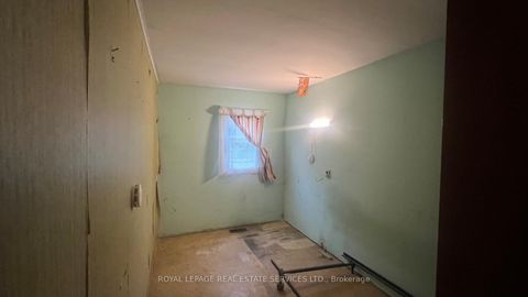 Photo 23 at 10 Thatcher Avenue, Cliffcrest, Toronto